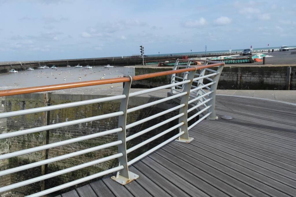 Mon Port D'Attache Apartamento Exterior foto